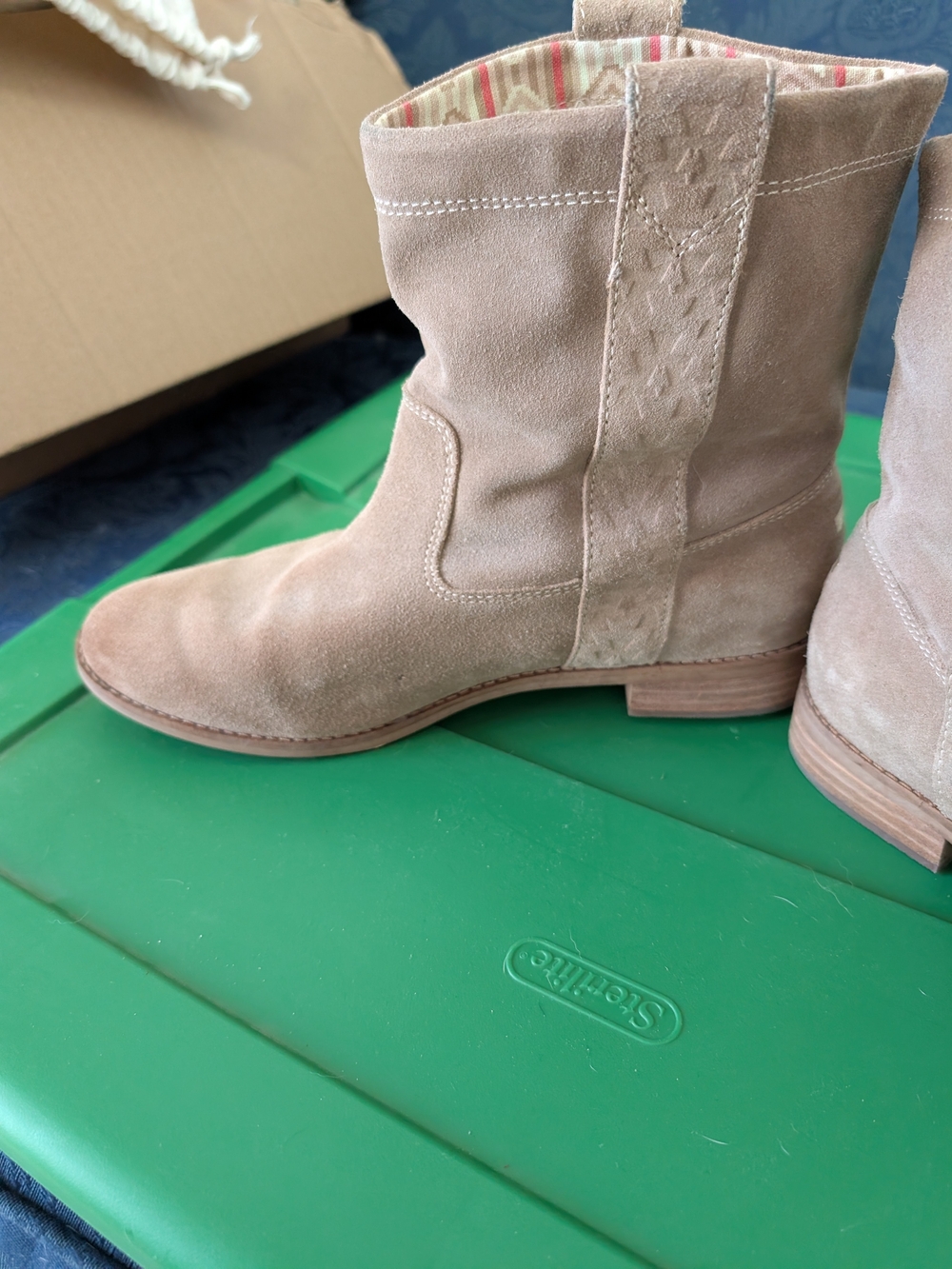 Toms Women's Suede Ankle Boots in Tan - Picture 7 of 10